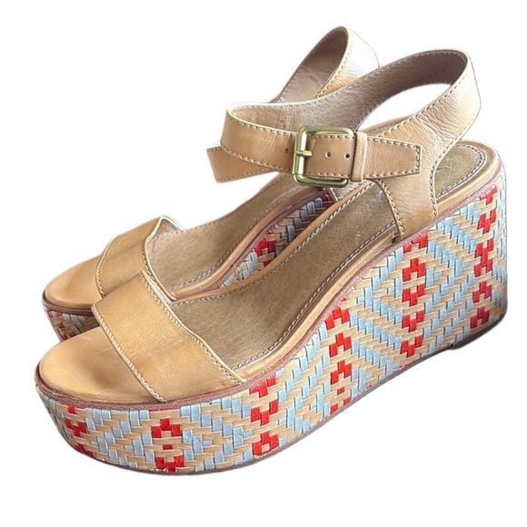 Frye Shoes - Frye RARE Wedge Platforms Ankle Strap Leather Tan gray red tan basket weave